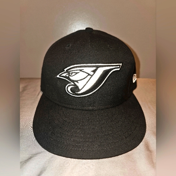 New Era 59/50 Toronto Bluejays fitted baseball cap Size 7 - Picture 1 of 6